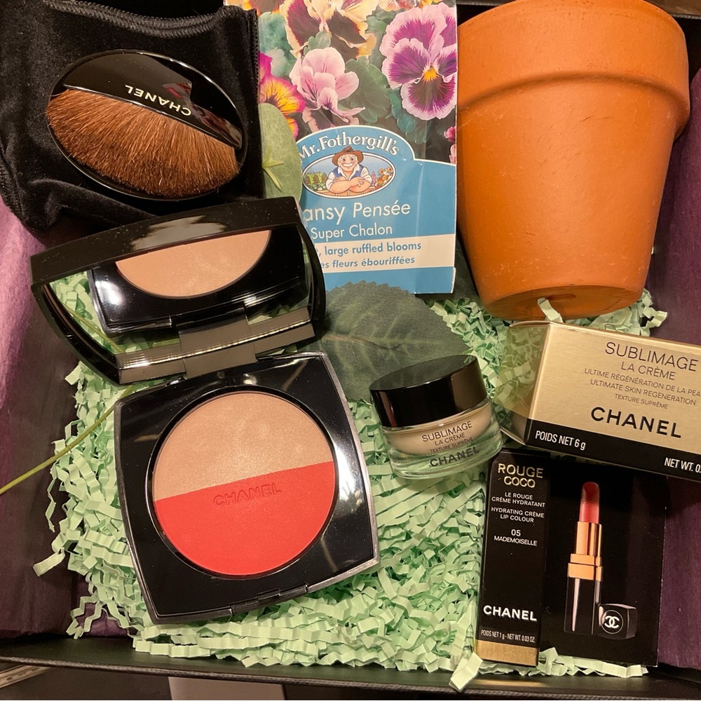 Chanel healthy glow multi colour collection set